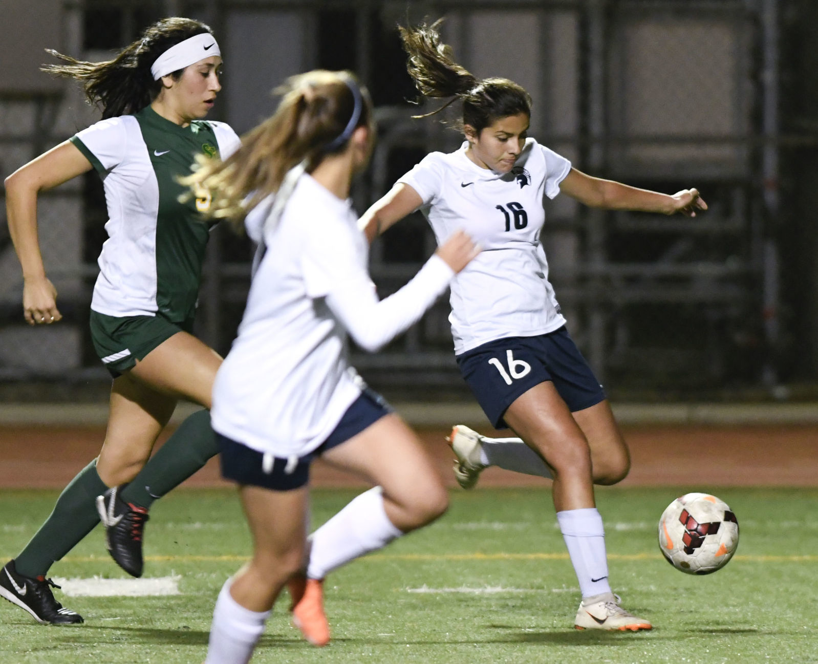 120419 OA SJ girls soccer 03.jpg